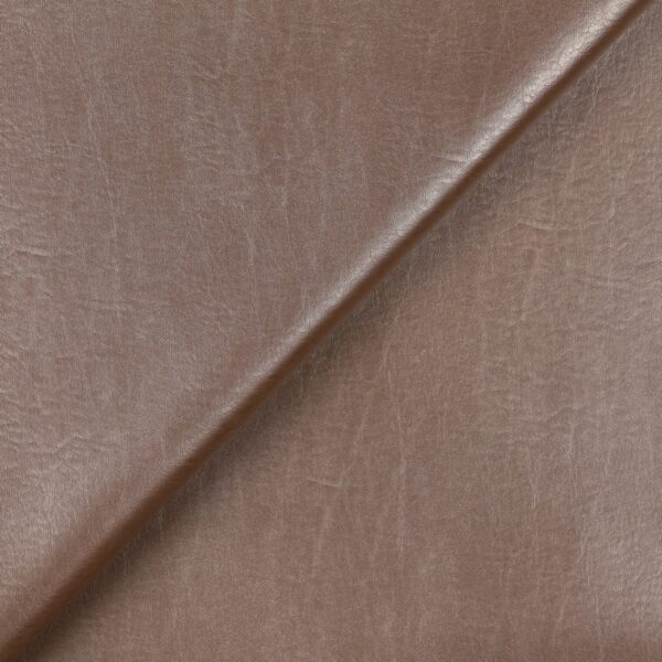 Similpelle in fogli in poliestere. Cos'è la similpelle? E' una riproduzione molto fedele della vera pelle. Questo prodotto non ha origine animale. Si tratta di un prodotto industriale. Morbida al tatto