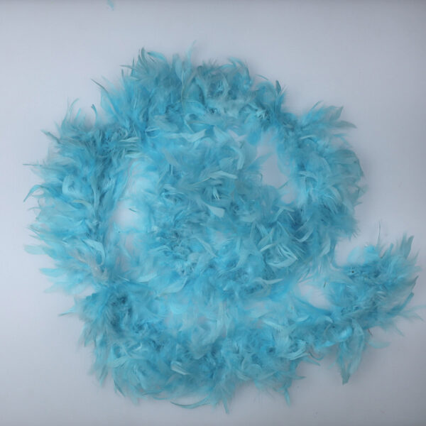 boa di piume lungo 2 metri celeste