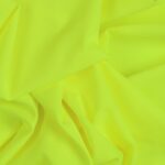 Tessuto Lycra Opaca. Si tratta di un materiale creato apposta per aderire alla figura corporea. Elastico e allungabile è dunque molto usato nel mondo dello sport