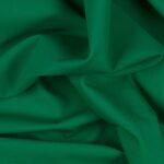 Tessuto Lycra Opaca. Si tratta di un materiale creato apposta per aderire alla figura corporea. Elastico e allungabile è dunque molto usato nel mondo dello sport
