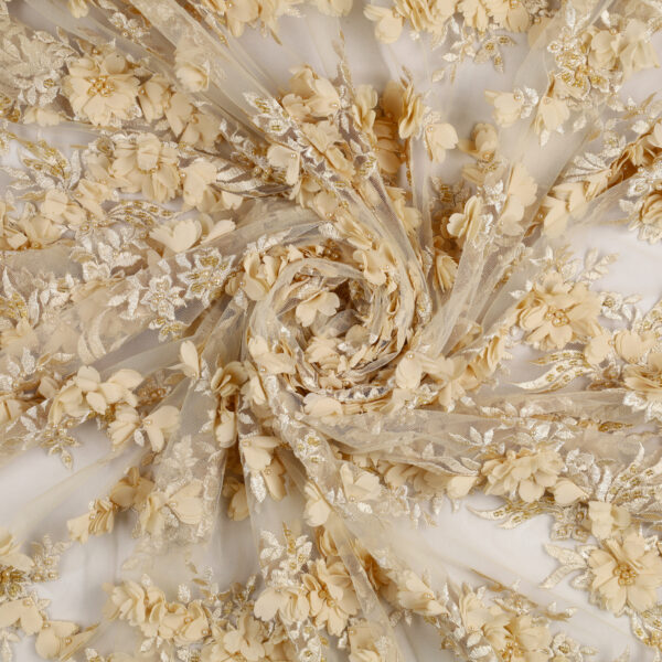 Pizzo Macramè Pregiato – Fantasia Paillettes – Mezzo Metro – Vaniglia