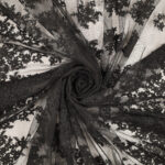 Pizzo Macramè Pregiato - Fantasia Giglio - al Metro - Nero