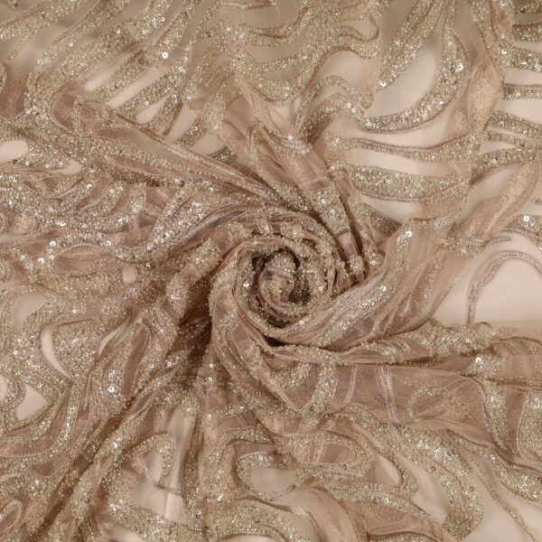 Pizzo Macramè Pregiato – Fantasia Onde – Mezzo Metro – Nudo Scuro